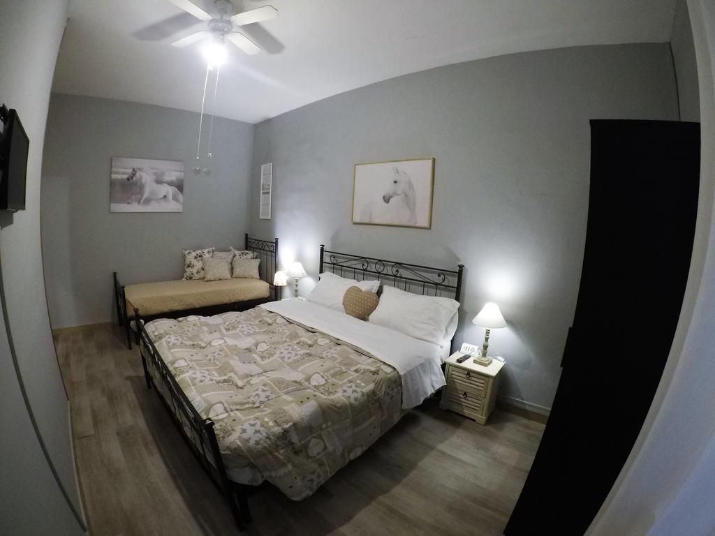 Biscuit B&B Pisa Bagian luar foto